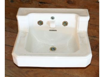 Vintage 1950's Porcelain Sink - In White
