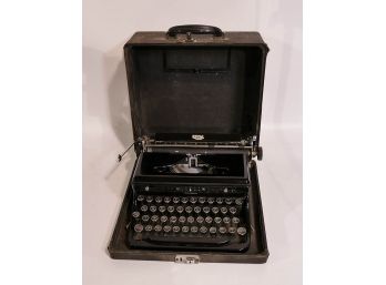 Vintage 1930's Royal Touch Control Portable Typewriter - With Case