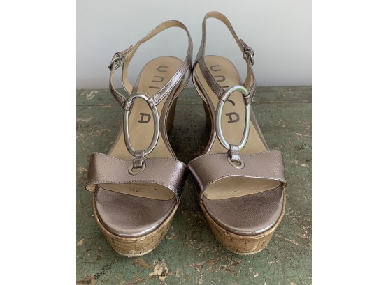 Unisa Strappy Silver Cork Wedgie Sandal Shoes Size 9M