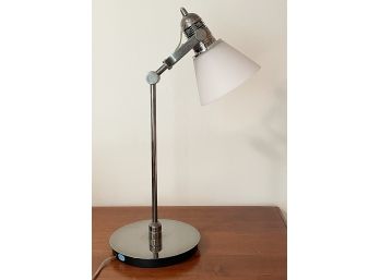 Vintage Nessen Lighting (Walter Von Nessen) Adjustable Machine Age-Style Desk Lamp