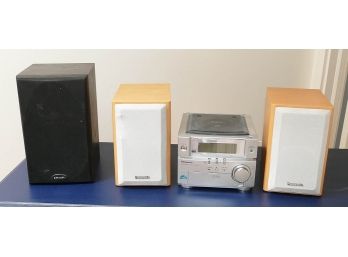 Panasonic Bookshelf Stereo CD/Radio System & Polk Audio Speaker
