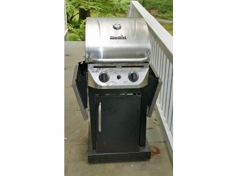 Charbroil Advantage Outdoor Gas Grill