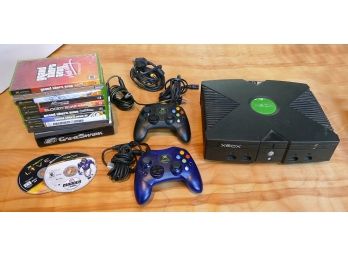 Microsoft XBOX Video Game System W/ Games