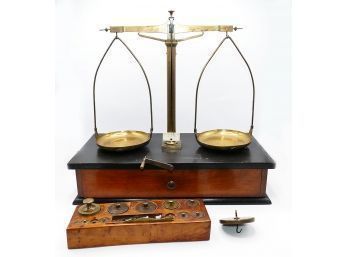 Antique Herman Kohlbusch Open Pan Balance - Jeweler's Scale