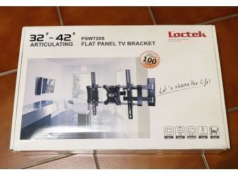 Loctek 32'-42' Articulating TV Mount - In Box