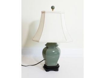 Jade Porcelain Tea Jar Style Table Lamp