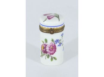 Limoges France Ancienne Manufacture Royale Porcelain Pill / Trinket Box