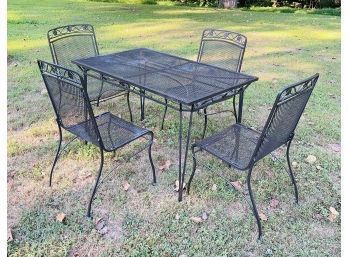 Salterini Style Maple Leaf Wrought Metal Outdoor Dining Set