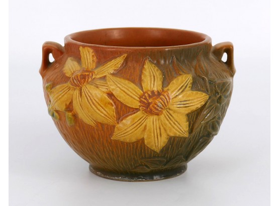 Roseville Pottery Clematis Pattern Jardiniere - Model 667-4