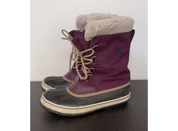 Pair Of Sorel Women's Snow Boots - Size 8