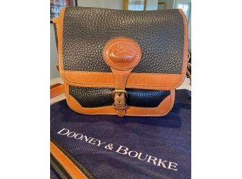 Vintage Dooney & Bourke All Weather Black And Tan Pebbled Leather Crossbody Bag