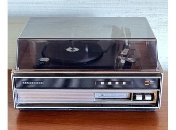 Vintage Panasonic RD-7678 Automatic Turntable With Built-In 8-Track Player