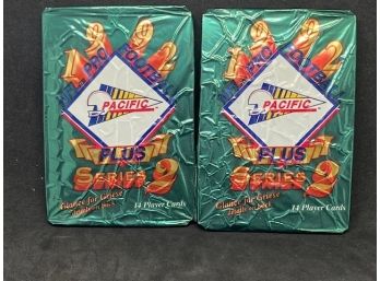 1992 PACIFIC NFL PACKS (2)