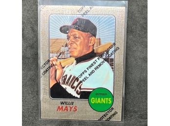 TOPPS CHROME WILLIE MAYS WITH FILM!!