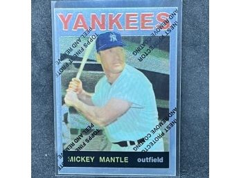 TOPPS CHROME MICKEY MANTLE WITH FILM!!