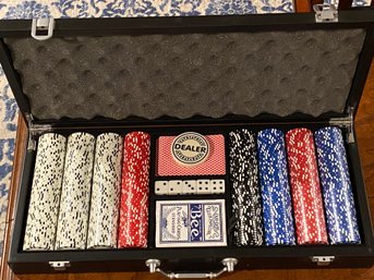 Poker Chip Set And Table Top (pickup Only)