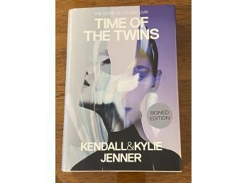 Time Of The Twins By Kendall & Kylie Jenner SIGNED Limited First Edition