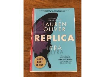 Replica Lyra By Lauren Oliver SIGNED First Edition