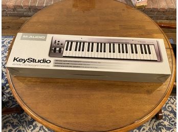 M-Audio KeyStudio 49-note Usb Keyboard Controller New In Box (PICKUP ONLY)