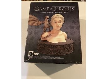 Game Of Thrones Daenerys And Viserion Bust Limited Numbered Edition Dark Horse & Gentle Giant (Pickup Only)