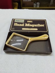 The Handy Magnifier