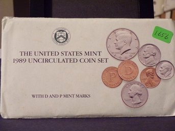 1989 Uncirculated Coin Set P & D Mint (10 Coins & 2 Tokens)