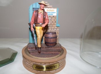 Ohn Wayne Limited Edition Hand Painted Statue Enclosed In Glass