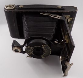 Beautiful Vintage Camera 1924 Kodak #2 Folding Cartridge Hawkeye Model B