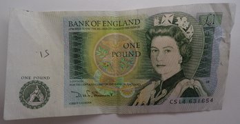 Bank Of England One Pound (Queen Elizabeth II)