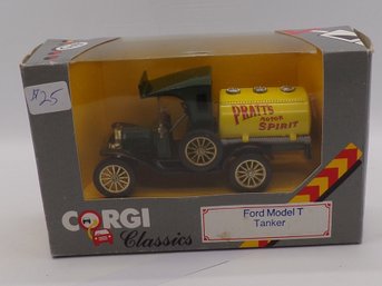 New In Box, Vintage 1986 Corgi Classics Die Cast 'Ford Model T Tanker Pratt's Motor Spirit' C864