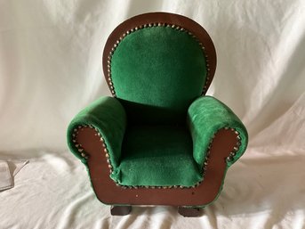 American Heirloom Collection Wood And Velvet Upholstery Doll Armchair In Green