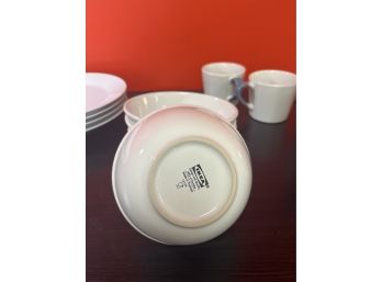 Set Of 4 Ikea Bowls Off White Like New See Photos