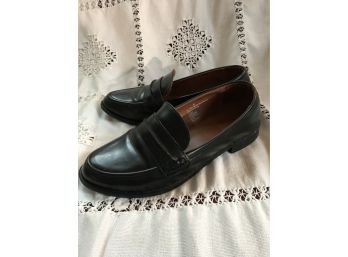 Universal Thread Ladies Shoes Size 6.5