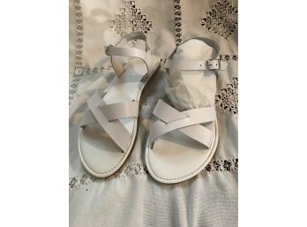 Cert Aldo White Sandals Made In Italy Size 7