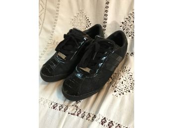 Apple Bottoms Black Patent Leather Sneakers Size 7 Style Ally