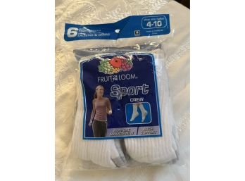 Package Of 6 Ladies White Crew Socks Fruit Of The Loom Size 4-10 New See Photos