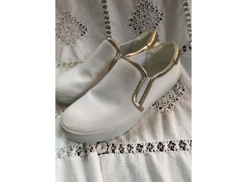 Liz Claiborne White And Gold Slip On Sneakers Size 7M