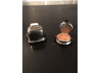 Vintage Toaster And Waffle Maker Mini Salt And Pepper Shakers