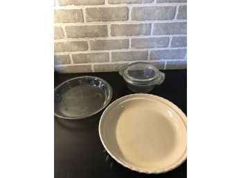 2 Pie Dishes And A Mini Casserole Dish