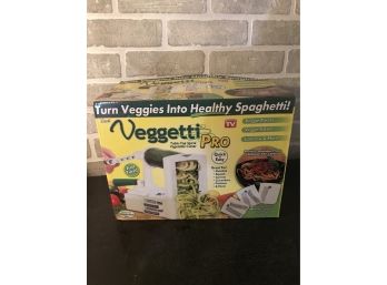 Veggetti Pro Table Top Spiral Vegetable Cutter As Seen On TV