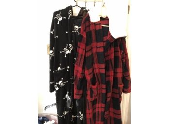 Lot Of 2 , Sweet Rabb It , XL Full Length Hooded Robes,extra Comfy & Cosy.