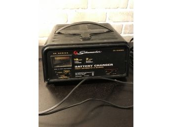 SCHUMACHER SE-520MA AMP FULLY AUTOMATIC BATTERY  STARTER CHARGER