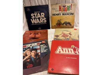 Motion Picture Soundtracks And Musical Lot Of Vinyl Records Albums See Photos