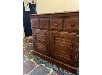 Ready For A Makeover Kitchen Dining Living Room Solid Wood Cabinet Table Side See Photos