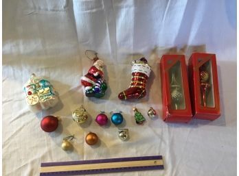 Lot Of  14 Vintage Glass Christmas Ornaments And Balls