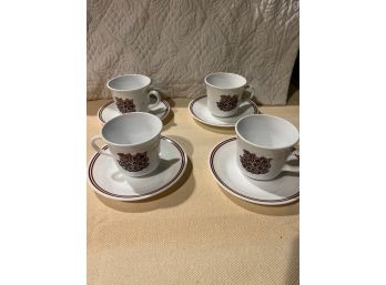 Set Of 4 Vintage Retro Brown Flower Corelle Corning 8oz Coffee Tea Cups And Saucers