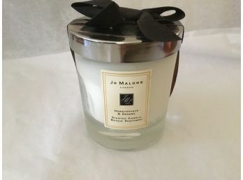 Jo Malone Honeysuckle & Davana Scented Candle 2.5 In / 7 Oz - New