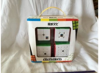 Moyu Cubing Classroom Gift Box 4 Stickerless Speed Cubes