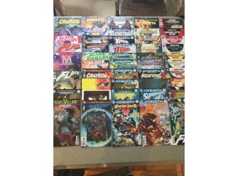 Lot Of Comic Books DC Comics Lot 50 Books Flash Green Lantern Earth 2