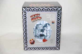 Betty Boop Sculpture